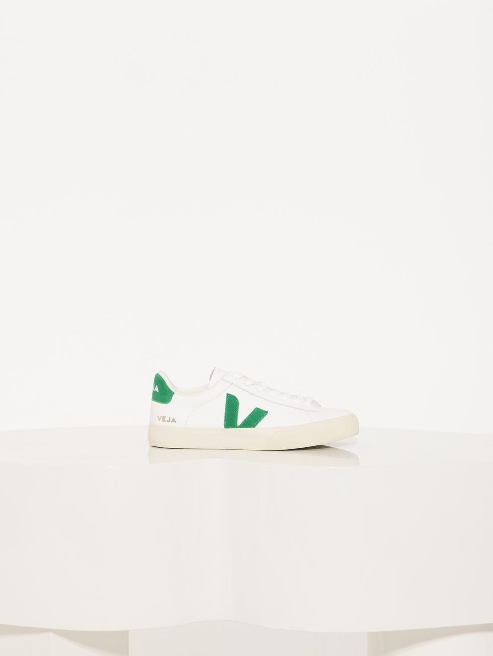 Zapatilla Veja Campo Leather