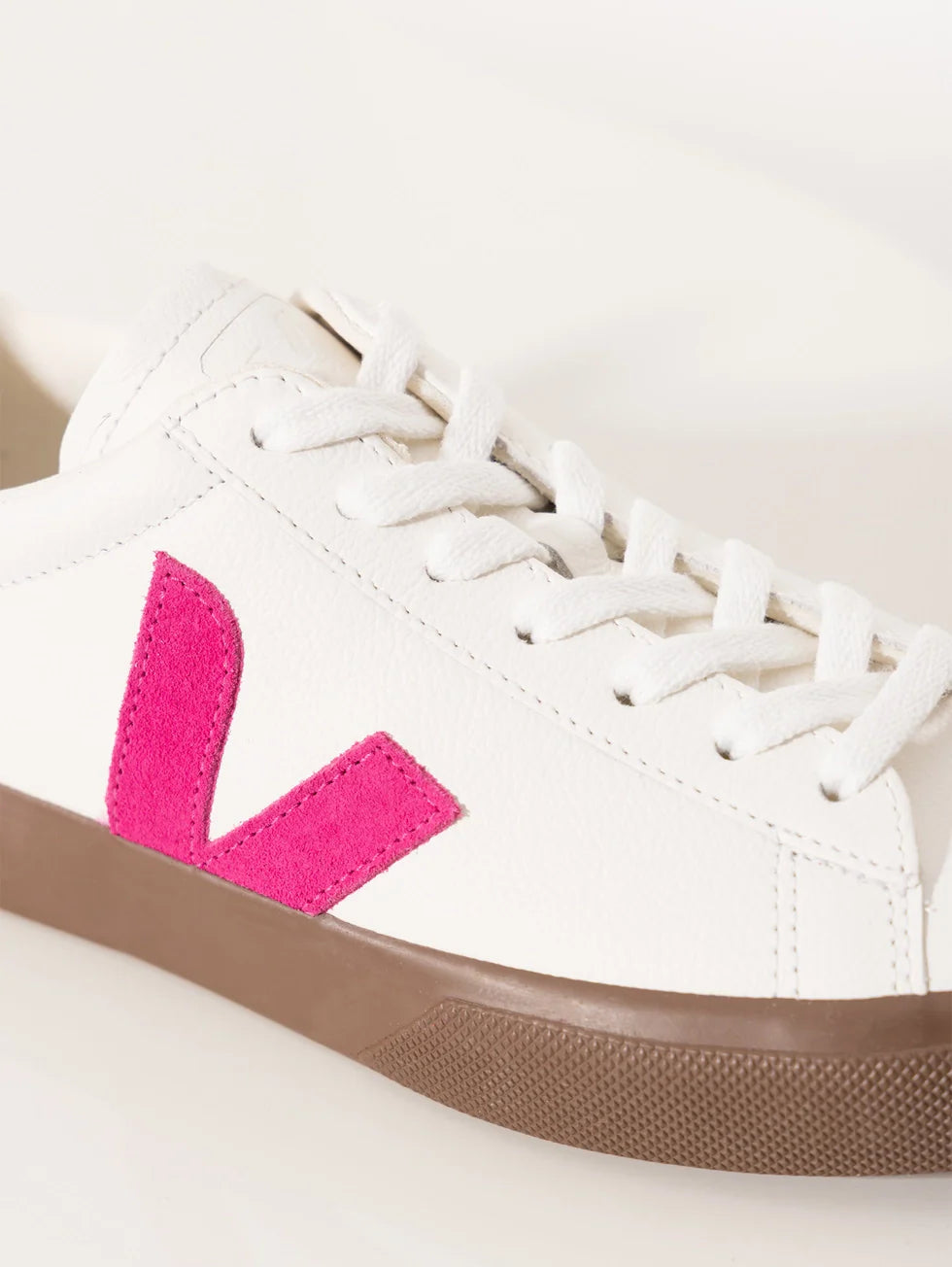 Zapatilla Veja Campo Chromefre