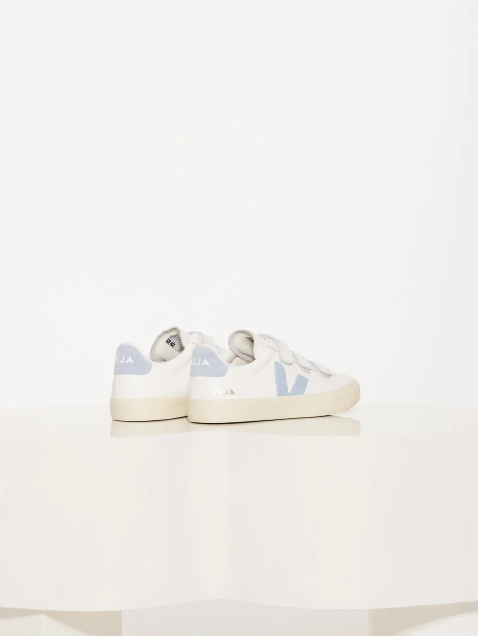 Zapatilla Veja Recife Leather
