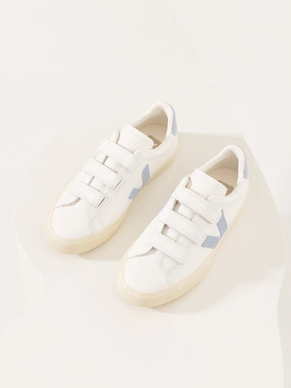 Zapatilla Veja Recife Leather