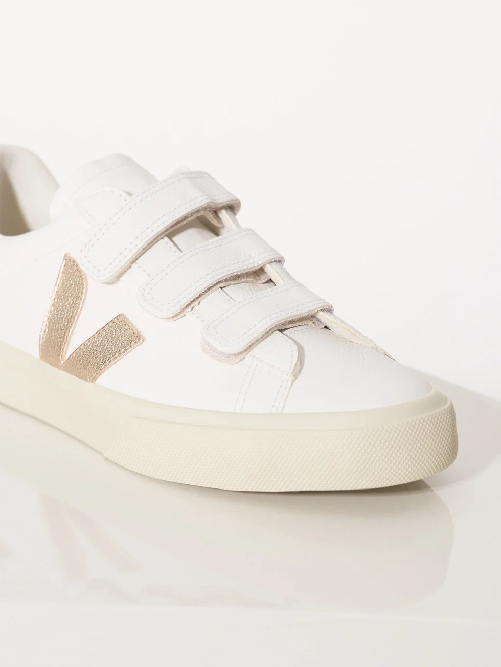 Zapatilla Veja Recife Logo Chromefree Leather
