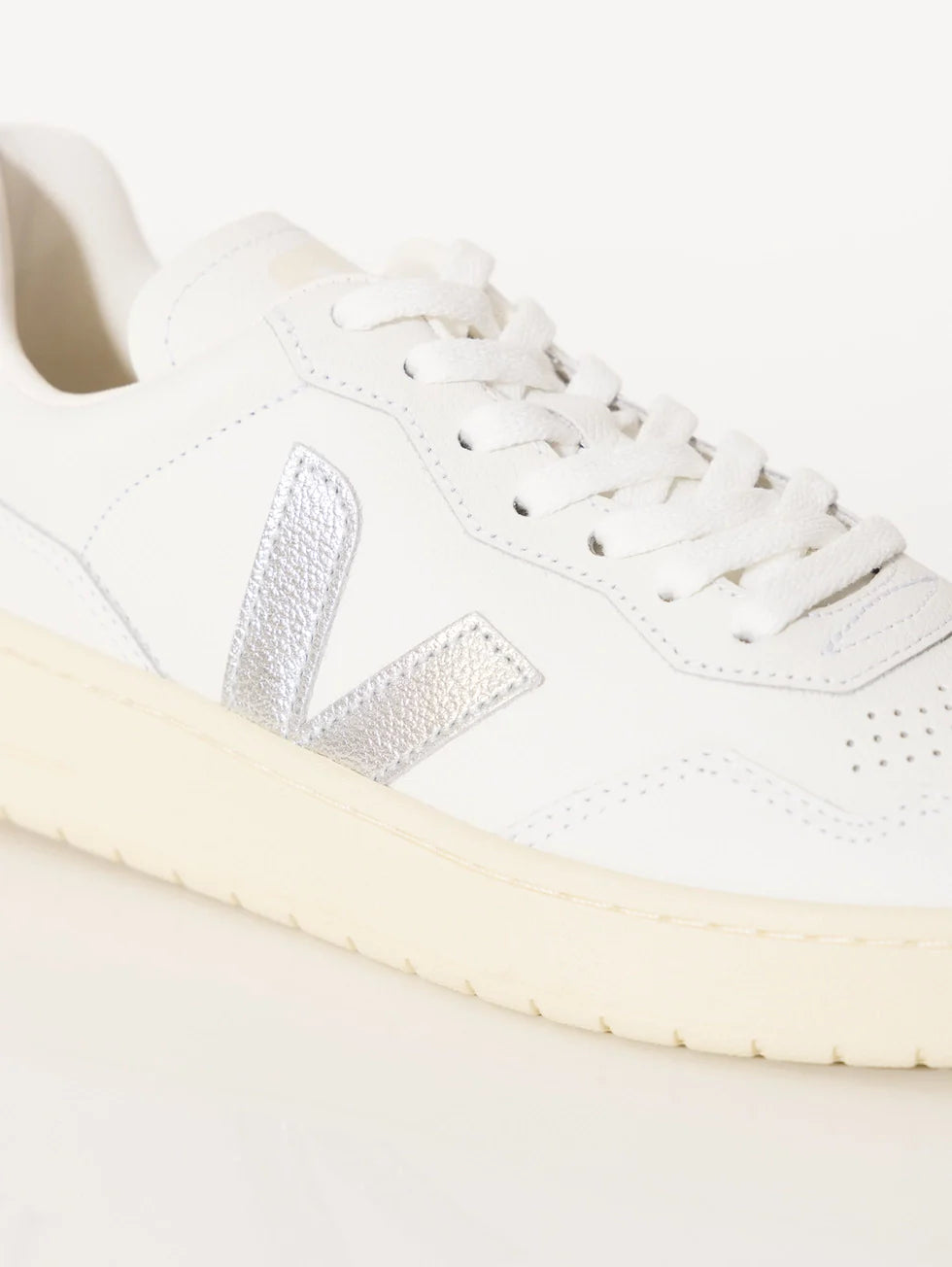 Zapatilla Veja V 90 O T Leather