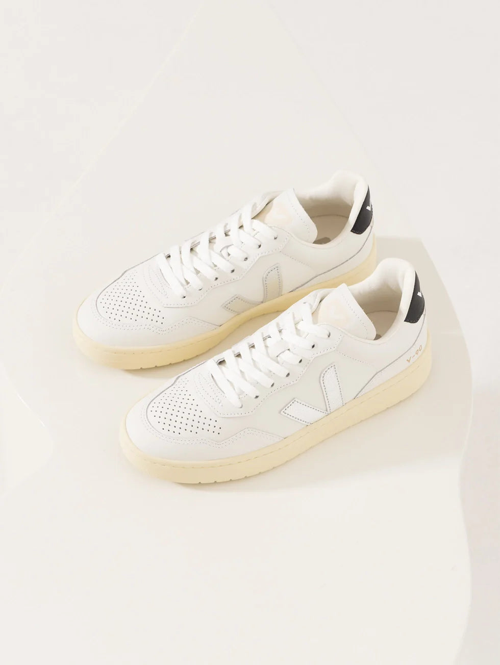 Zapatilla Veja V 90 O T Leather
