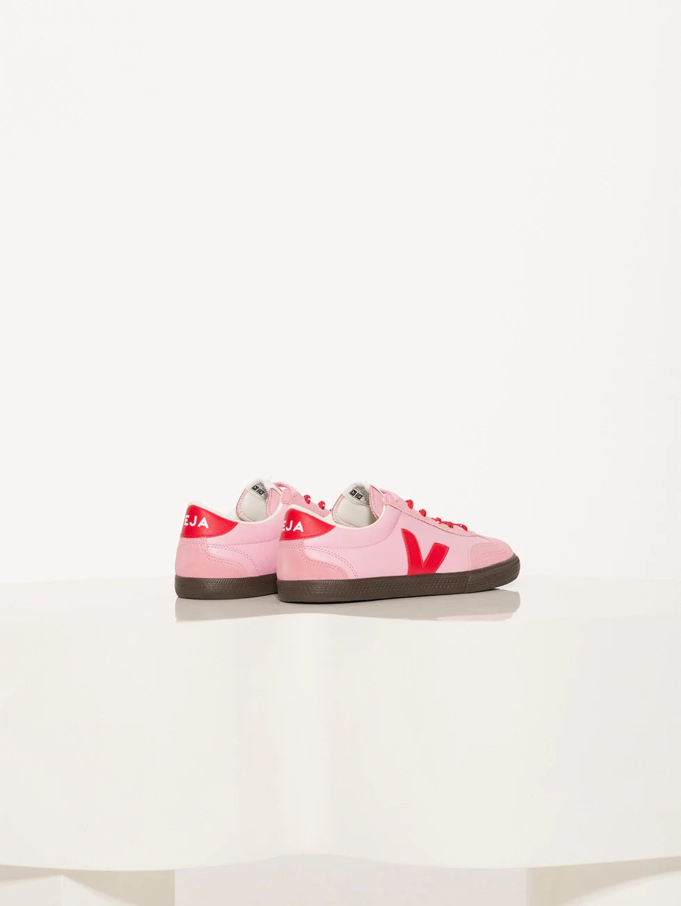 Zapatilla Veja Volley Leather