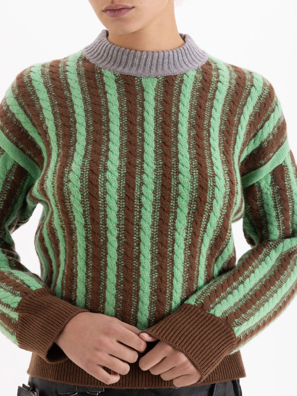 Sweater Arrow