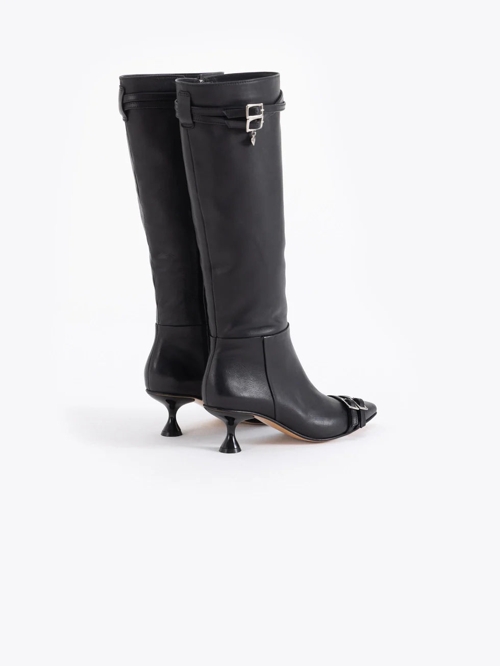 Bota Milan