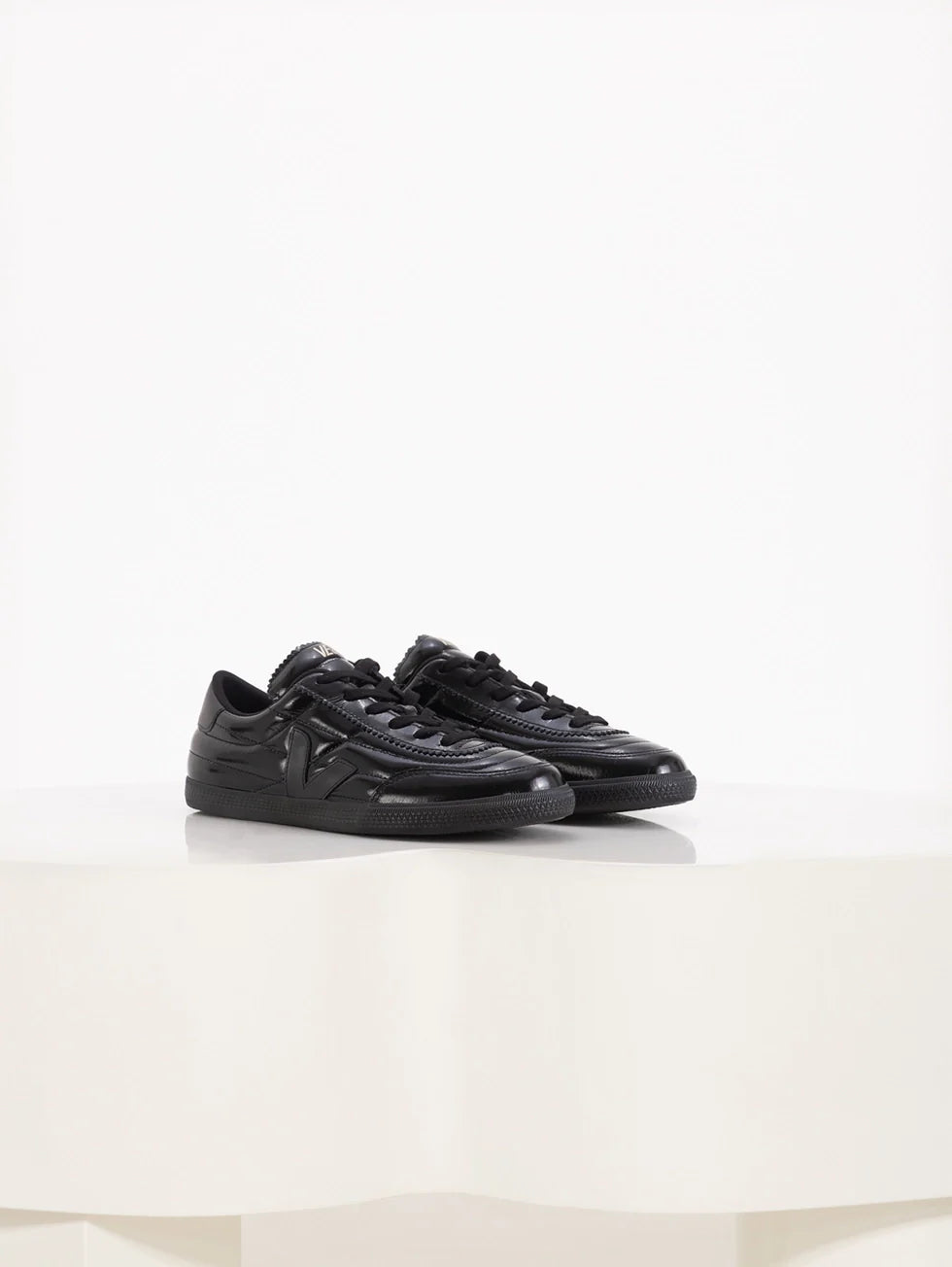 Zapatilla Veja Panenka Leather