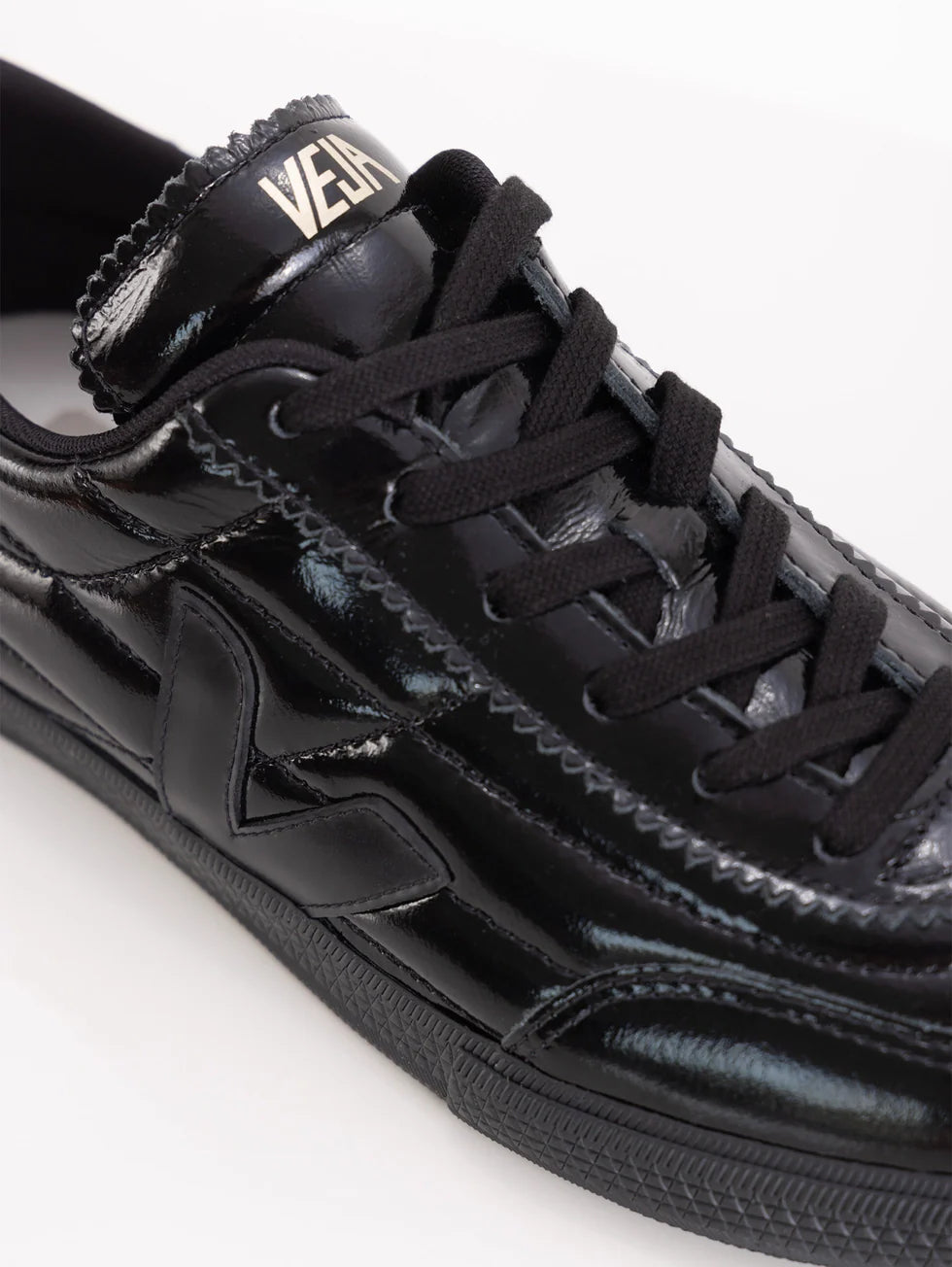 Zapatilla Veja Panenka Leather