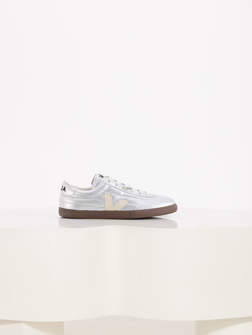 Zapatilla Veja Panenka Leather