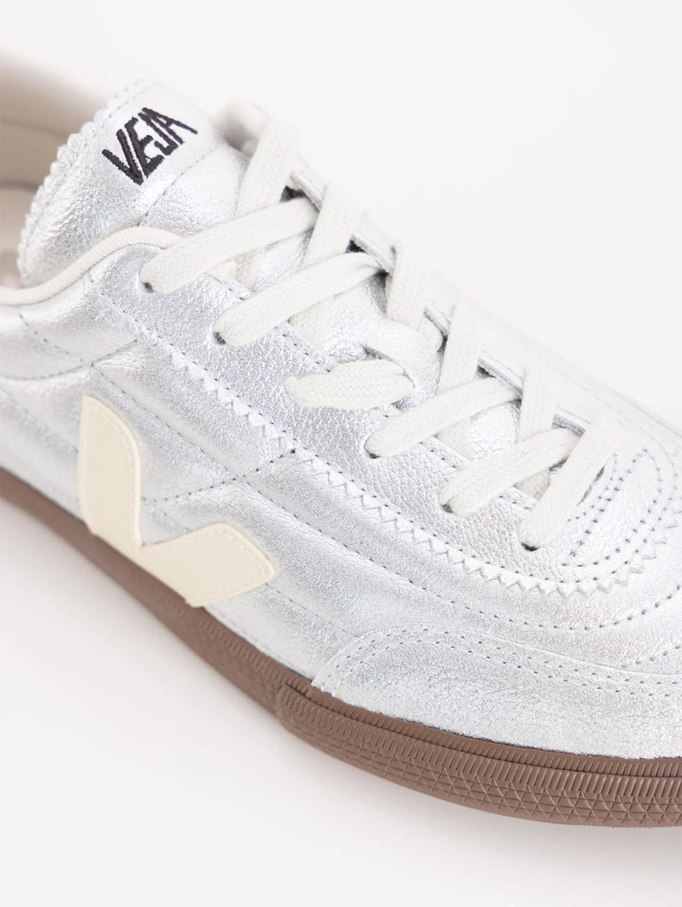 Zapatilla Veja Panenka Leather
