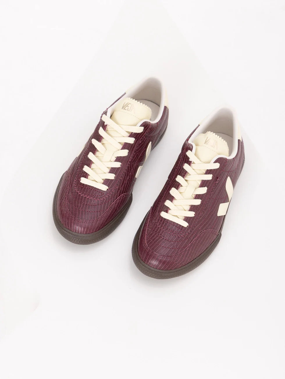 Zapatilla Veja Panenka Leather
