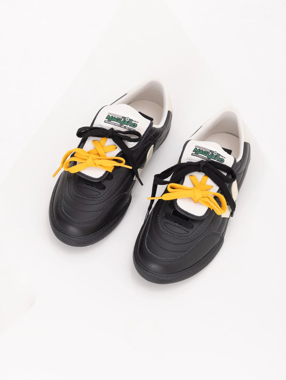 Zapatilla Veja Panenka Leather X Magliano