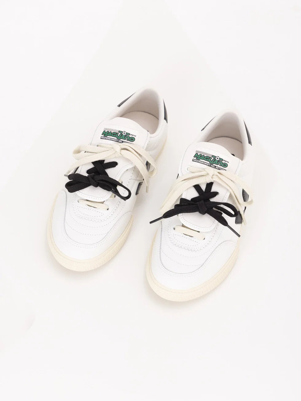 Zapatilla Veja Panenka Leather X Magliano