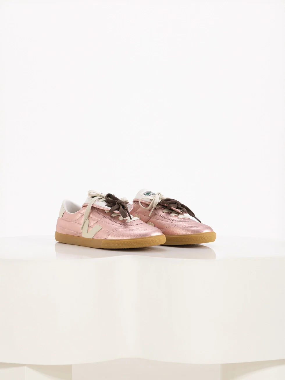 Zapatilla Veja Panenka Leather X Magliano