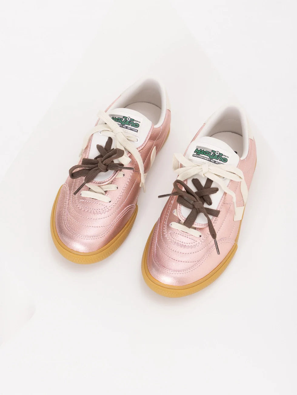 Zapatilla Veja Panenka Leather X Magliano