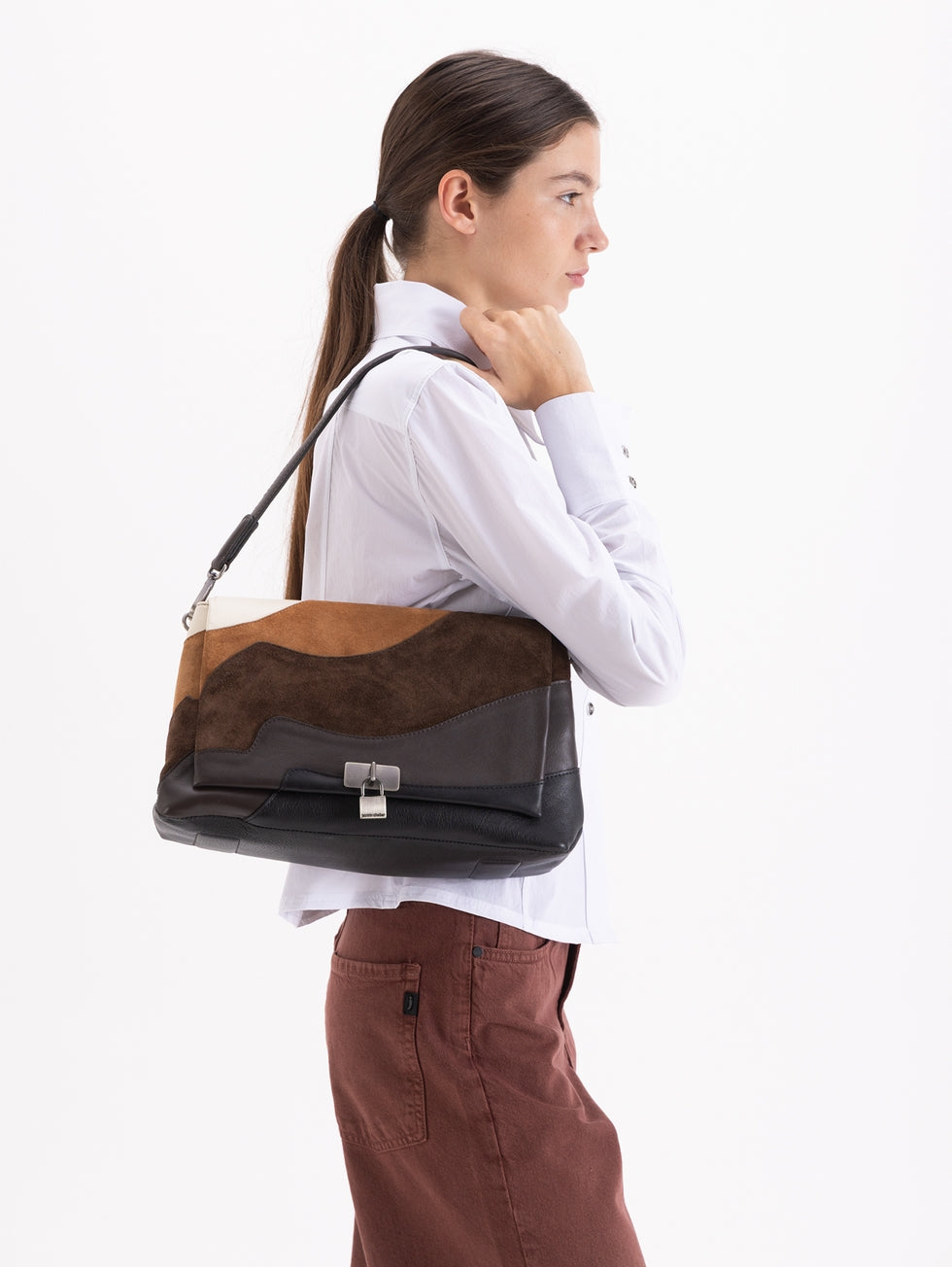Cartera Lock Waves